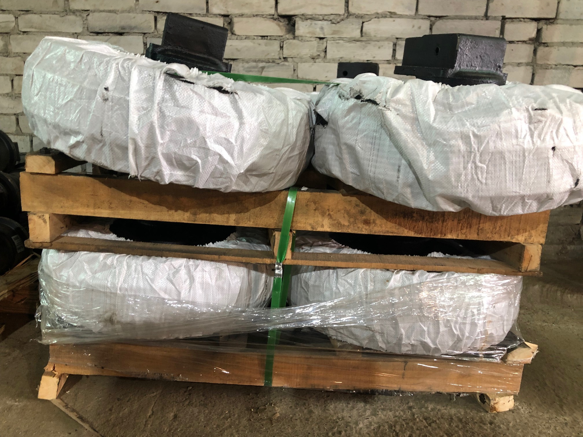 Фото Колесо направляющее 9242964-FCM артикул 9145269 купить