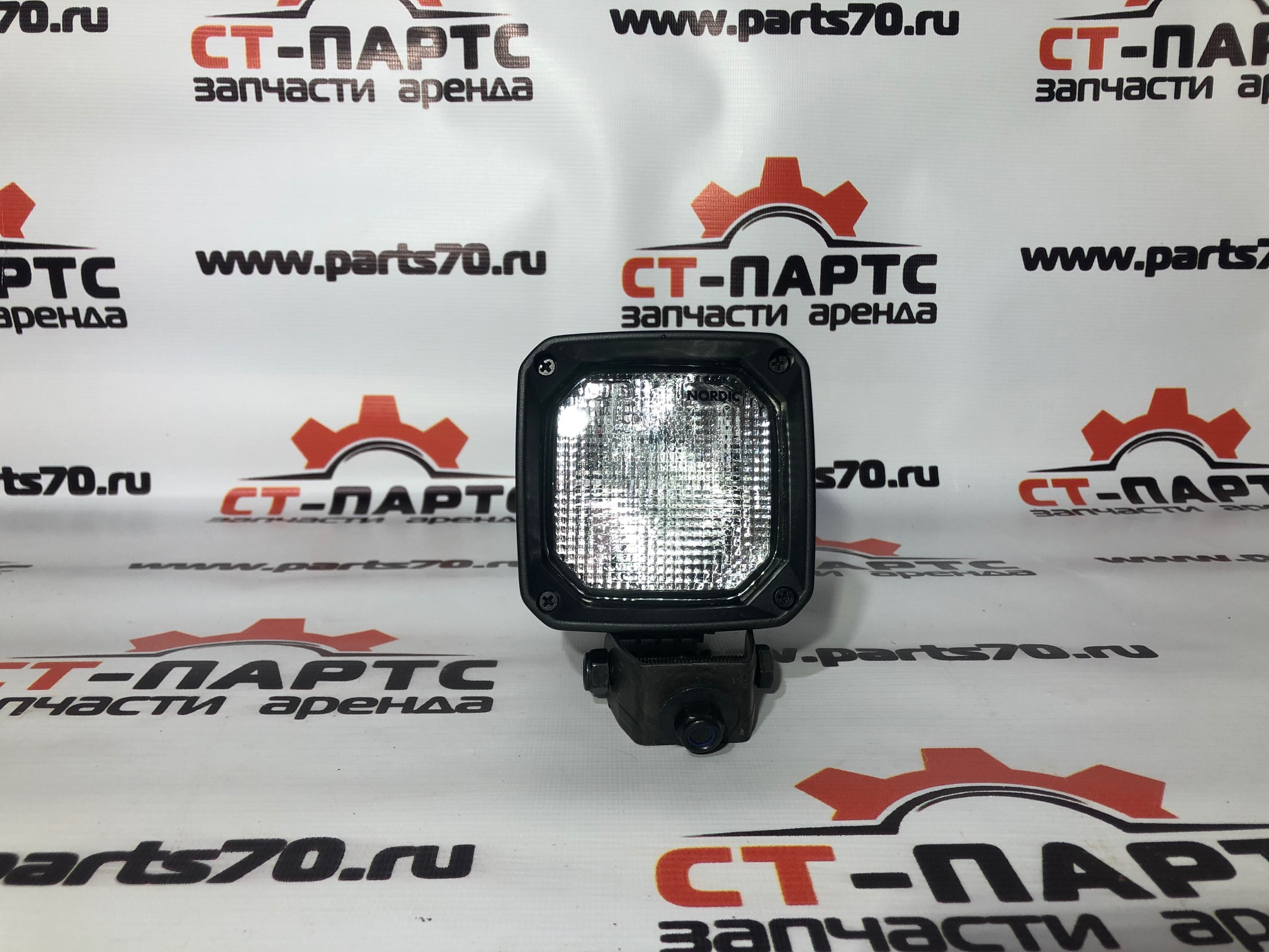 Фото Фара галогеновая N25 24V 70W WideFlood артикул 1532521 купить