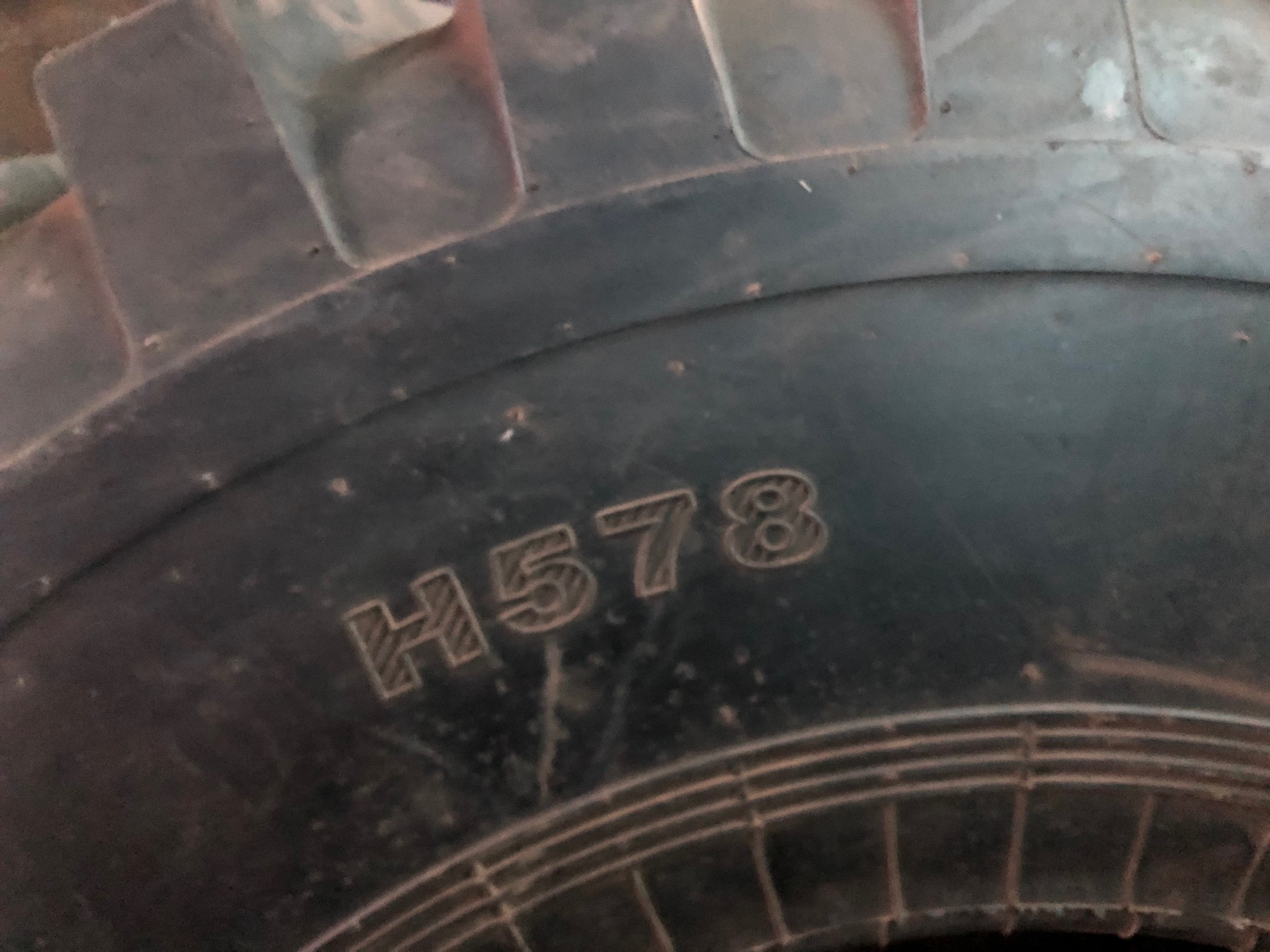 Фото Шина 20.5-25 G2/L2 H578 Quantum 20PR артикул H578 купить